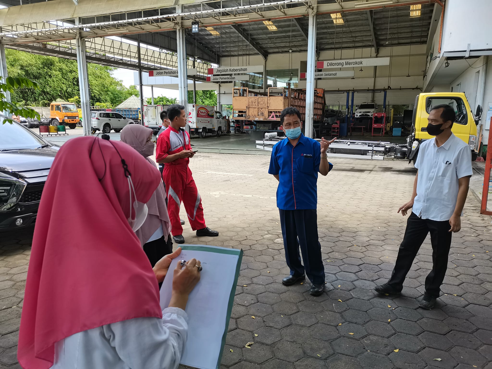 Pengawasan di salah satu Dealer Mobil di Kota Serang