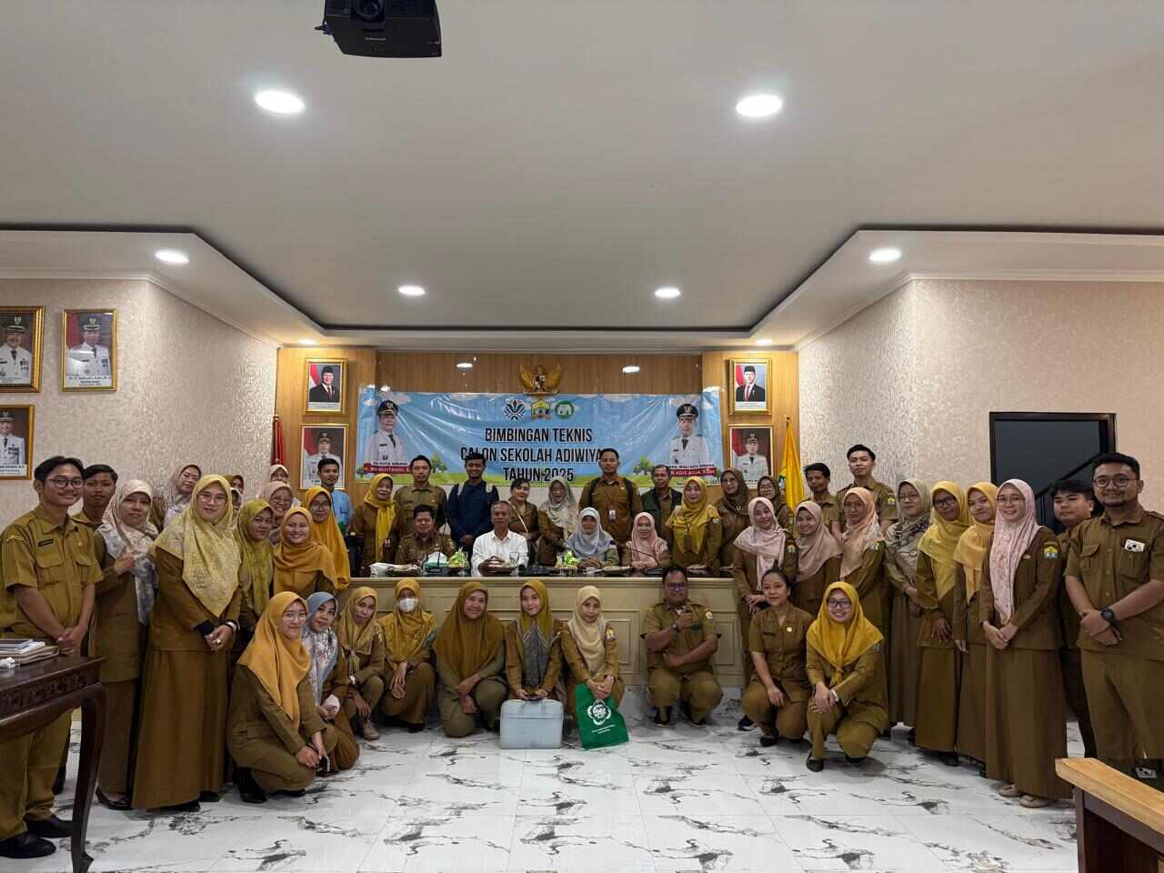 Bimbingan Teknis Calon Sekolah Adiwiyata 2025: Mendorong Sekolah Ramah Lingkungan di Kota Serang