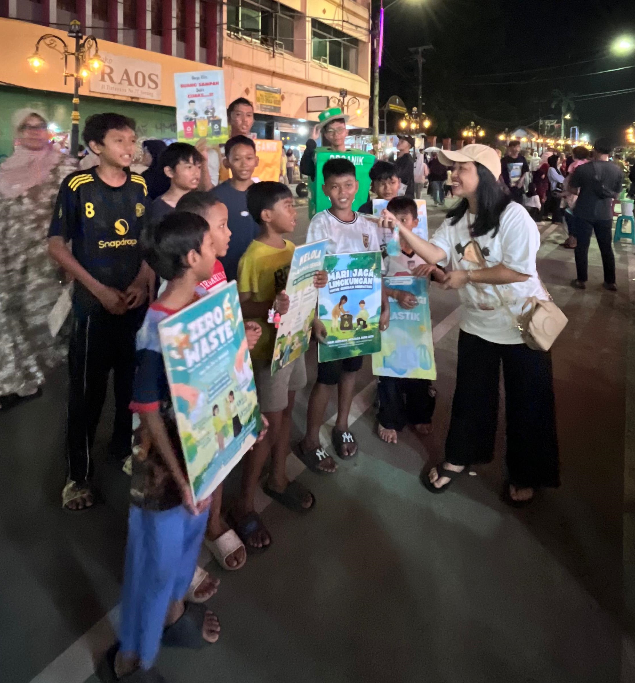 Penyuluhan tentang Sampah di Kawasan Royal Baroe Kota Serang